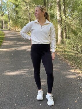 Lululemon Black High-Rise Leggings – Size 6